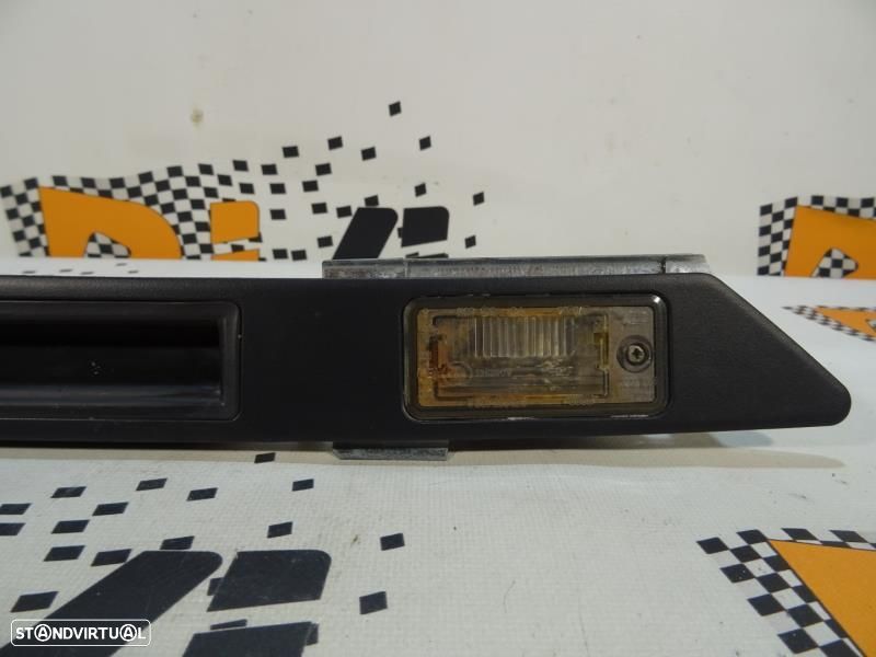 Puxador Da Tampa Da Mala Audi A4 Avant (8Ed, B7)  8P4827574 / 8P4 827 - 3