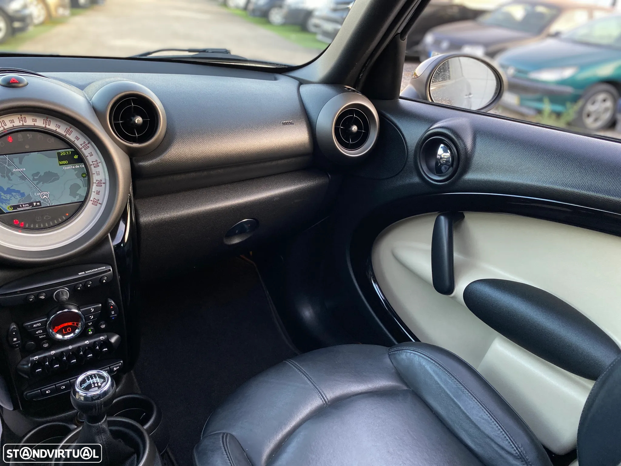 MINI Countryman Cooper D ALL4 - 23