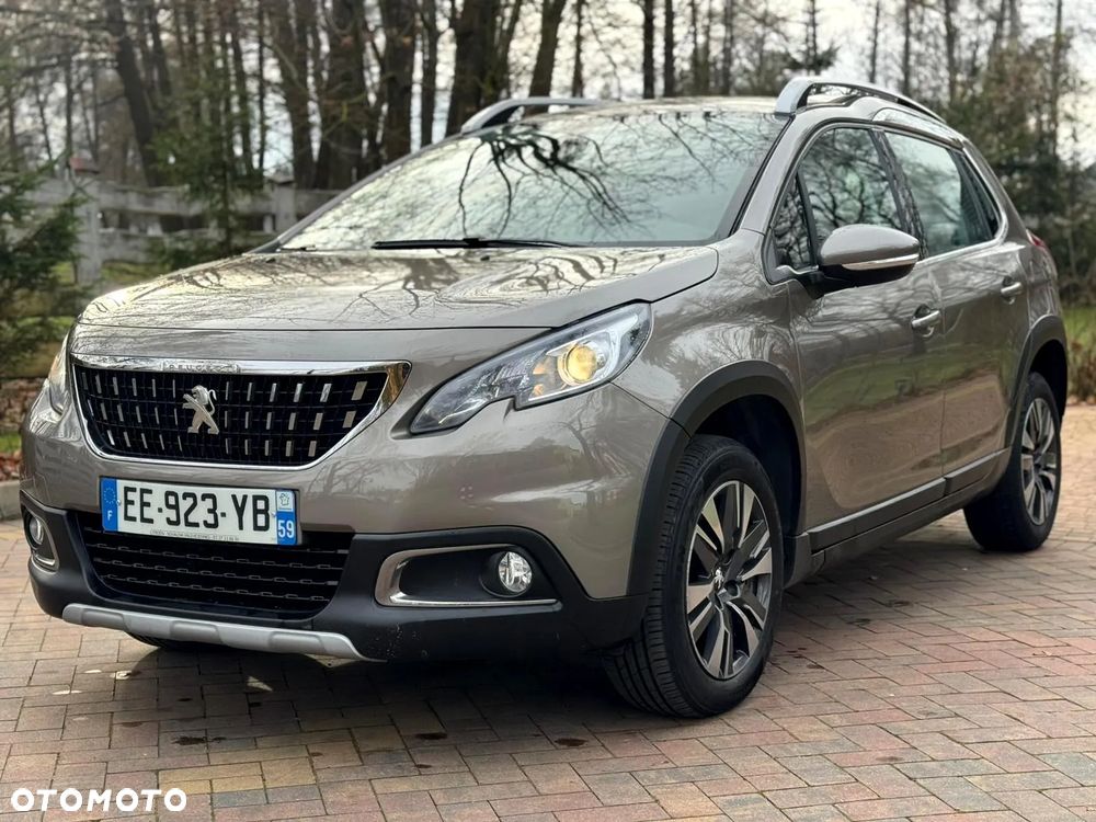Peugeot 2008 1.2 Pure Tech Style S&S - 4