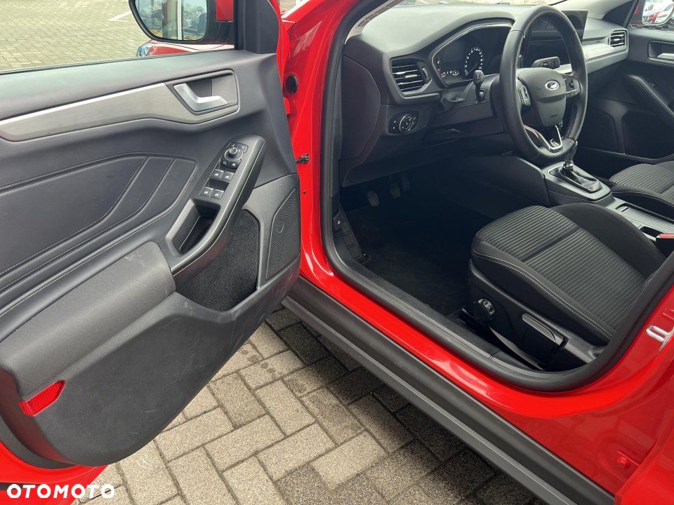 Ford Focus - 12