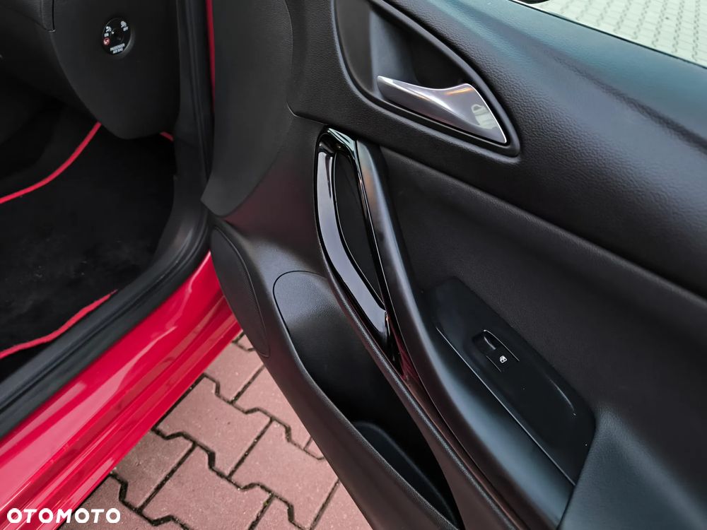 Opel Astra 1.2 Turbo Start/Stop Business Elegance - 28