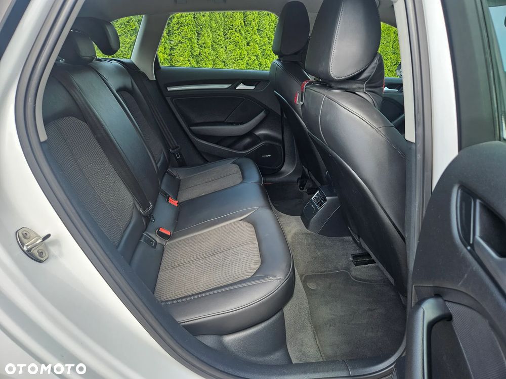 Audi A3 Sportback 1.4 TFSI CoD ultra Ambiente S tronic - 17