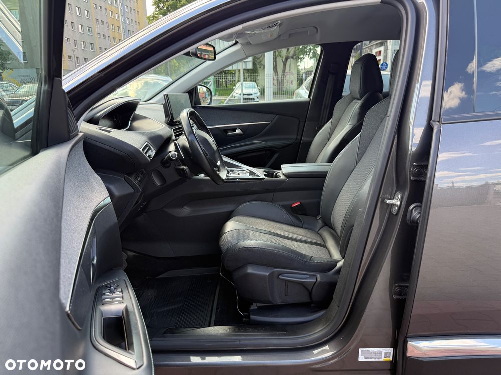 Peugeot 3008 1.5 BlueHDi Allure Pack S&S EAT8 - 18