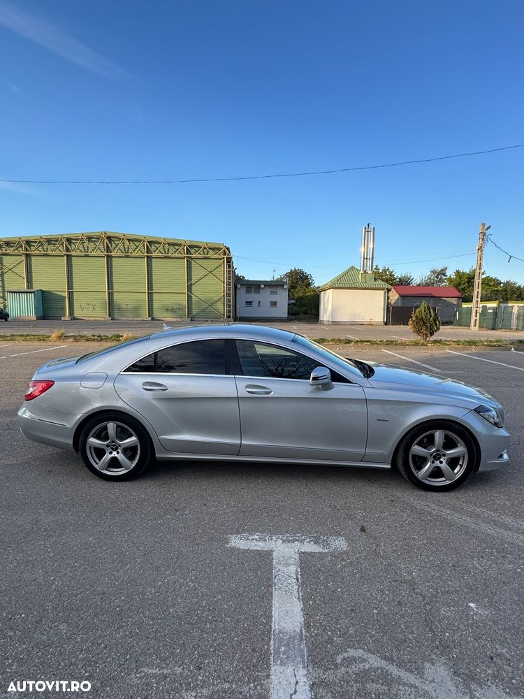 Mercedes-Benz CLS 250 CDI DPF BlueEFFICIENCY 7G-TRONIC - 11