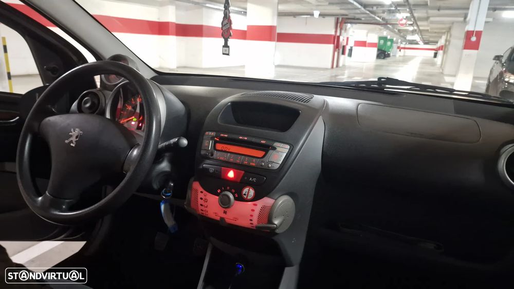 Peugeot 107 1.0 Active - 8