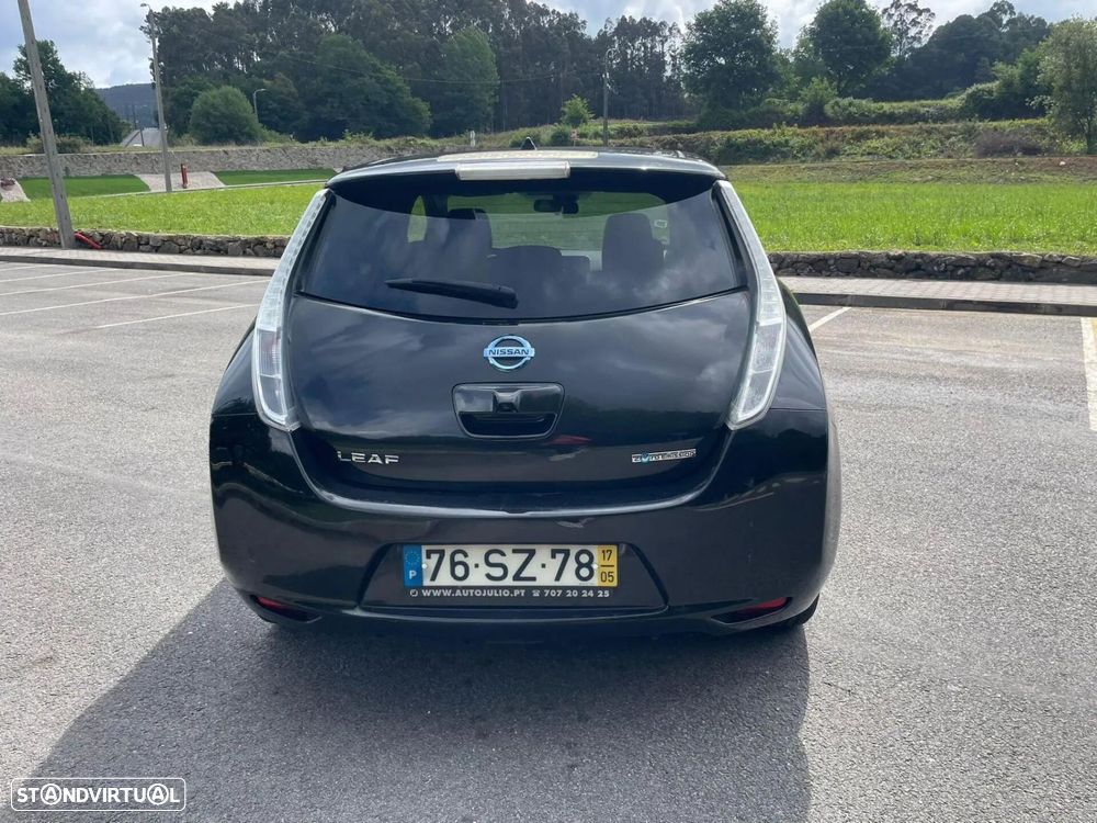 Nissan Leaf - 8