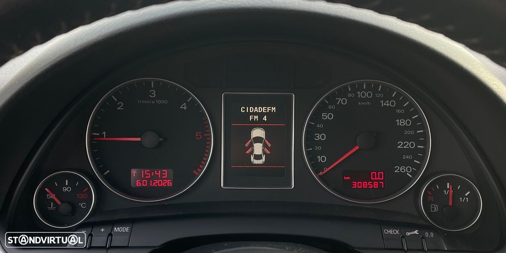 Audi A4 Avant 1.9 TDi - 8