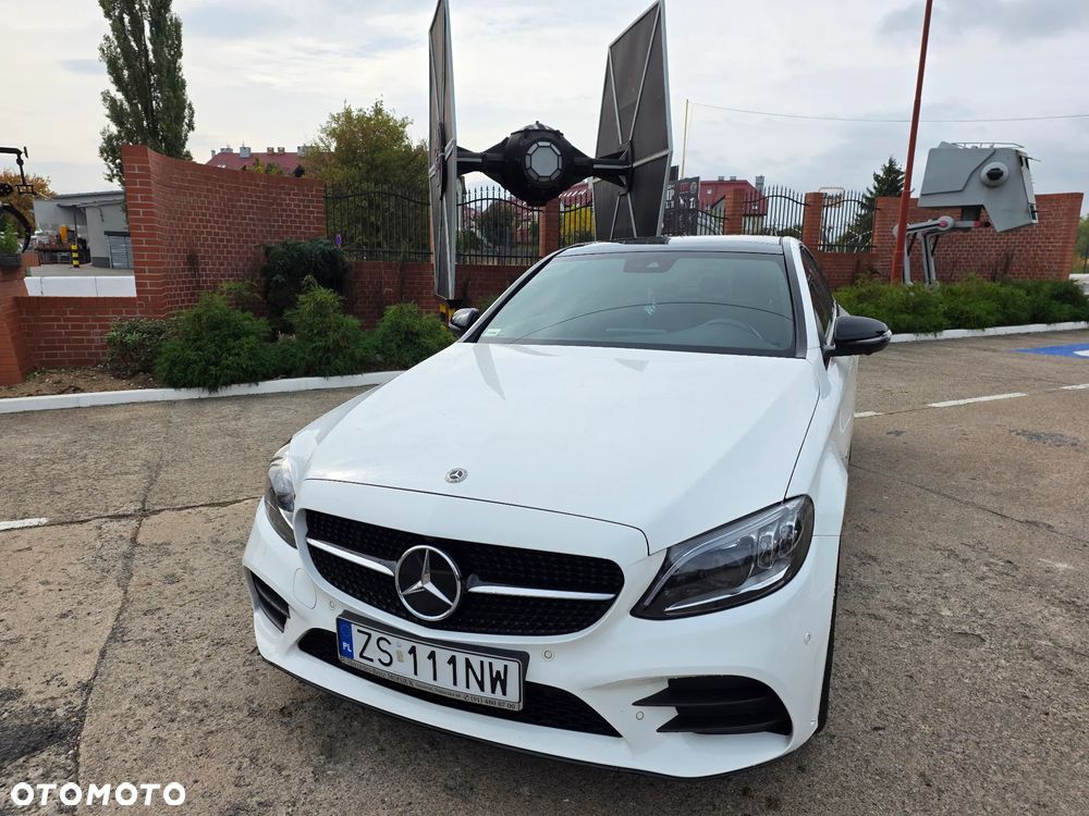 Mercedes-Benz Klasa C 220 d 4MATIC 9G-TRONIC - 2