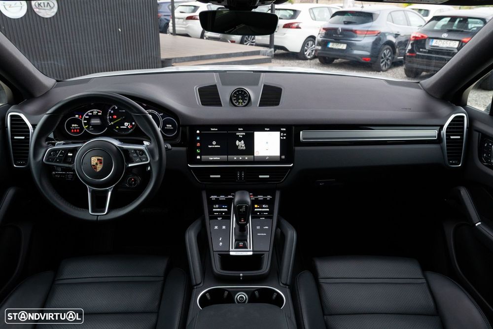 Porsche Cayenne Coupé E-Hybrid - 30