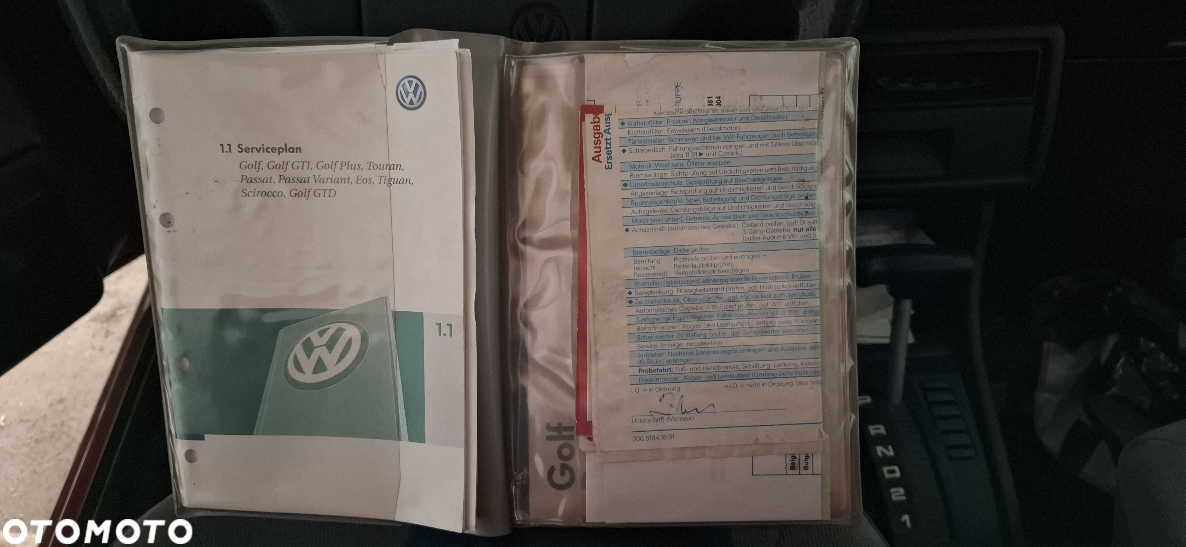 Volkswagen Golf - 10