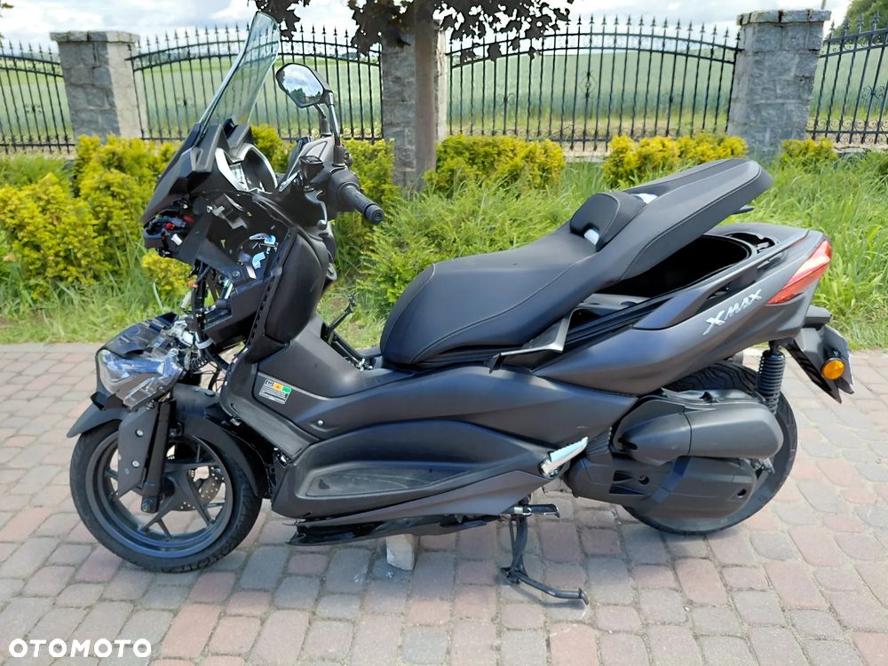 Yamaha X-max - 3