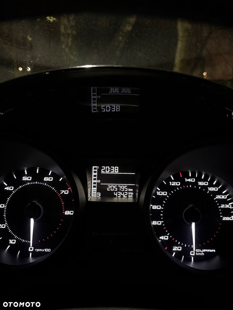 Seat Ibiza SC 1.4 TSI Cupra DSG - 10