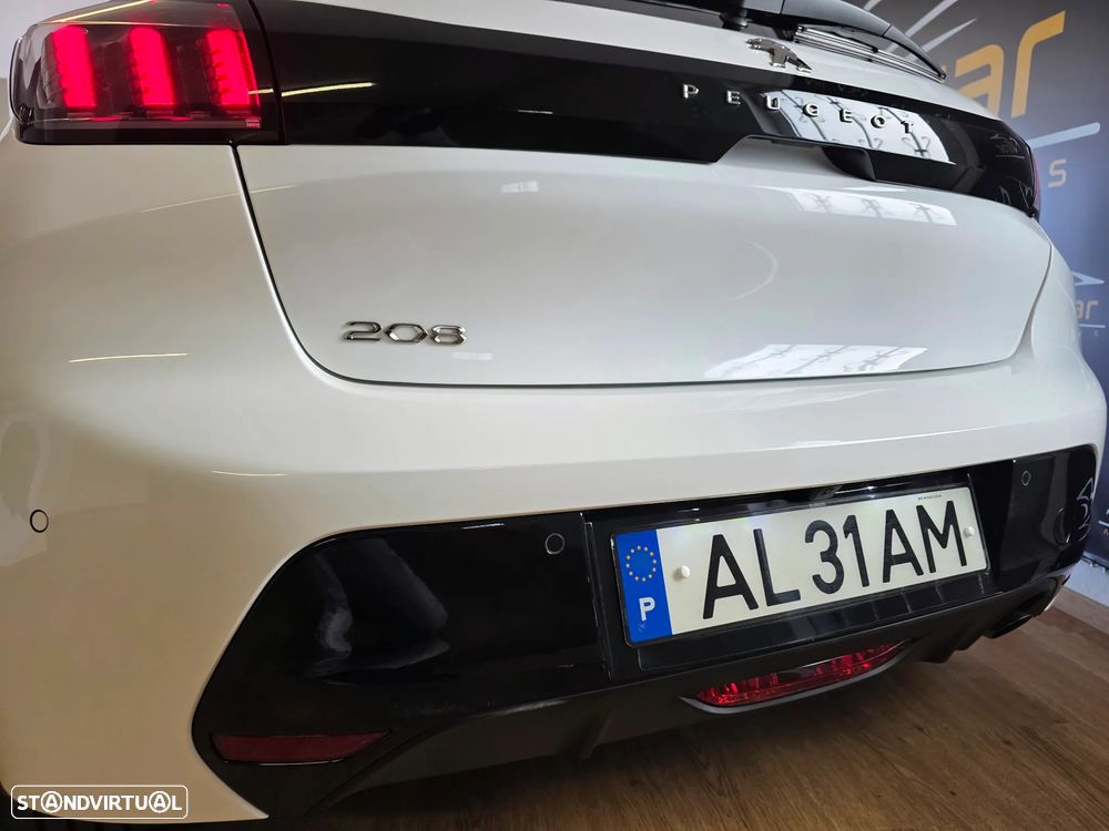 Peugeot 208 1.2 PureTech Allure - 15