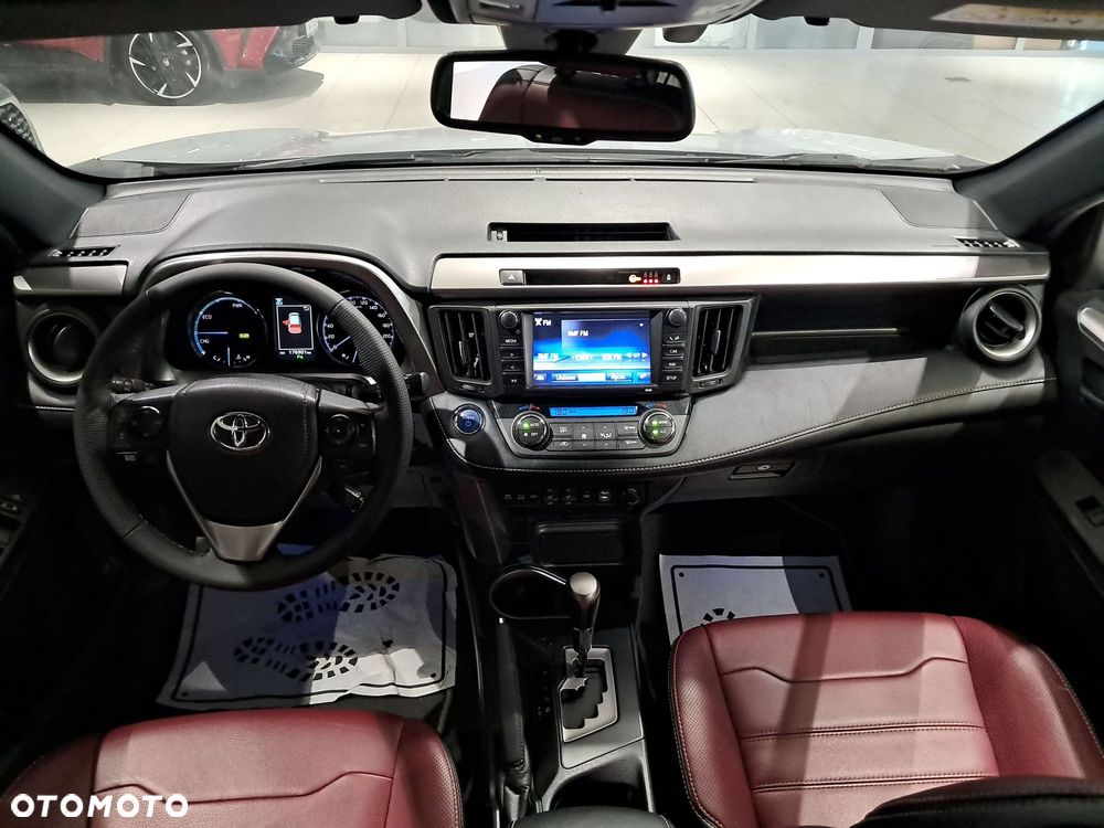 Toyota RAV4 - 12