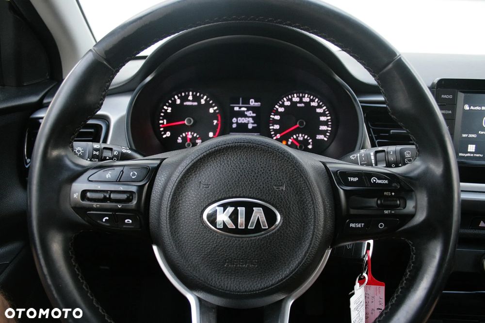 Kia Rio 1.2 M - 21