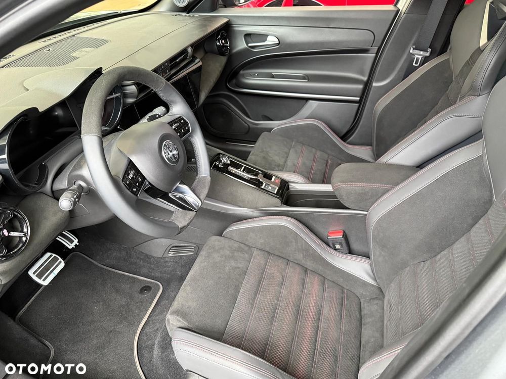 Alfa Romeo Junior 1.2 mHEV Ibrida Speciale eDCT - 5