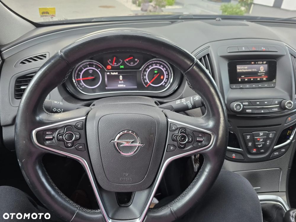 Opel Insignia 2.0 CDTI EcoFLEX S&S - 11