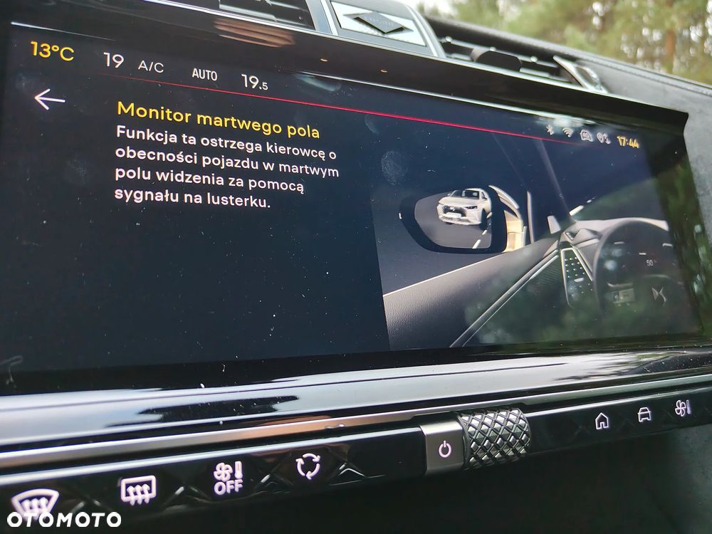 DS Automobiles DS 7 Crossback 1.6 E-Tense Performance Line - 29