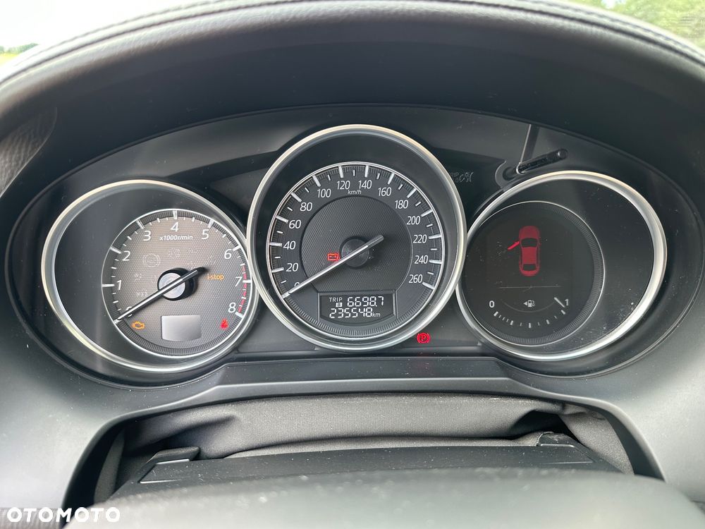 Mazda 6 - 12