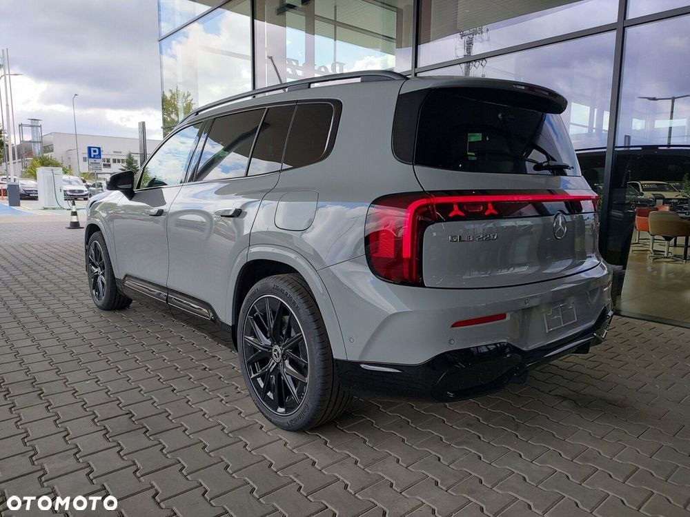 Mercedes-Benz GLB - 6