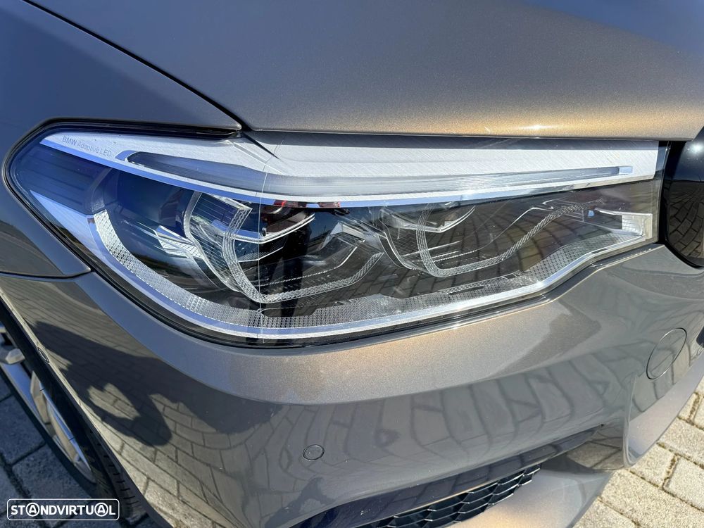 BMW 530 e iPerformance Pack M - 8