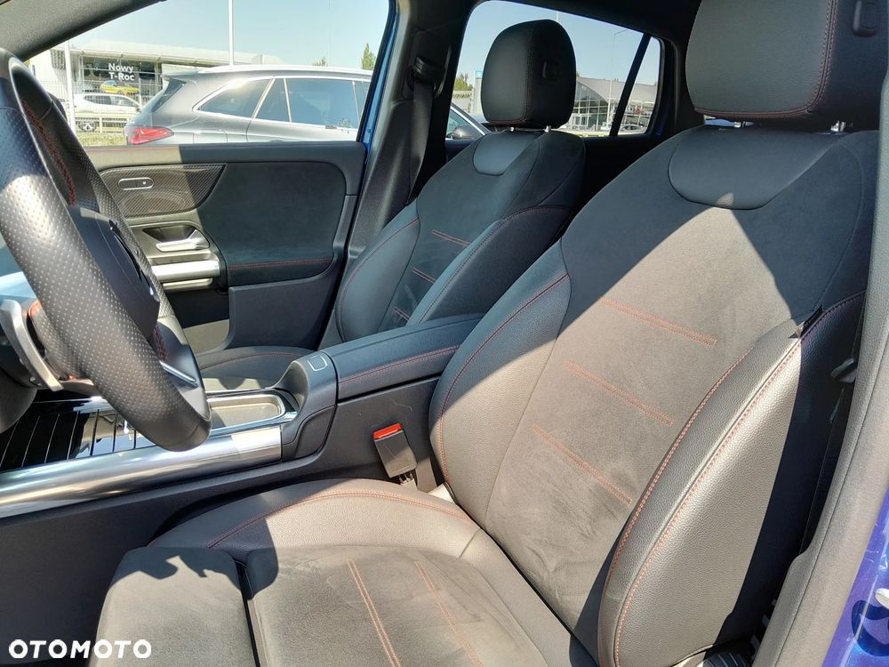 Mercedes-Benz GLA 200 AMG Line - 9