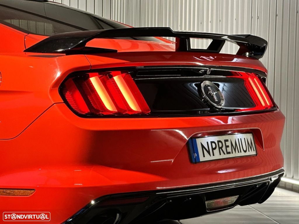 Ford Mustang - 23