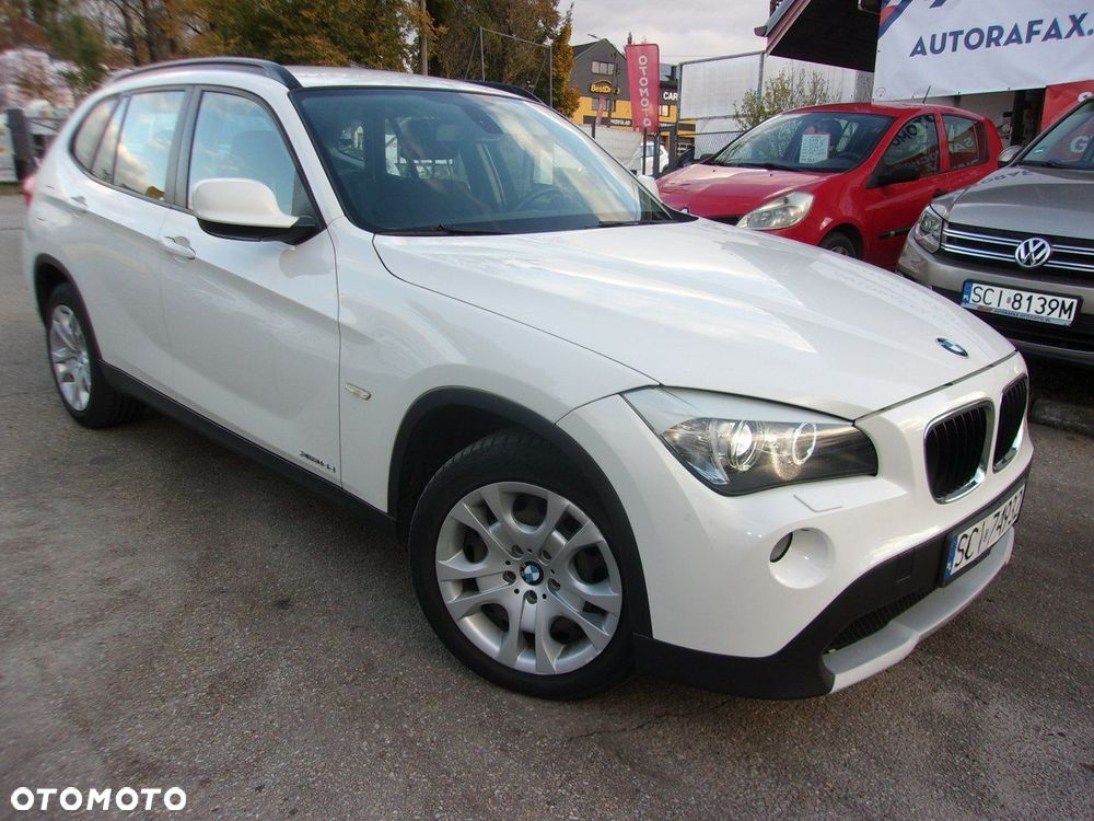 BMW X1 xDrive18d xLine - 3