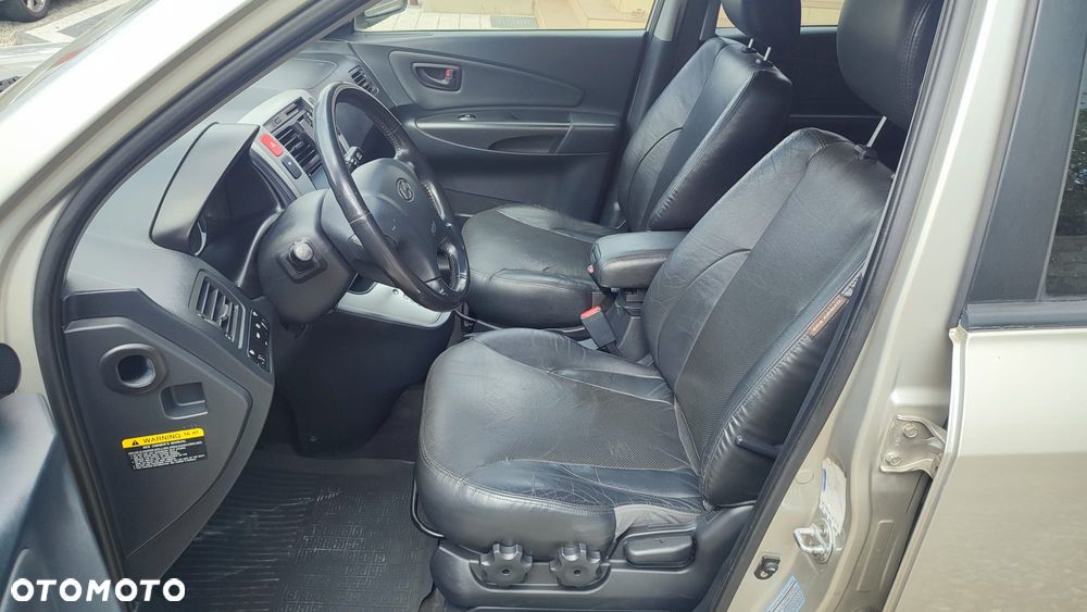 Hyundai Tucson - 8