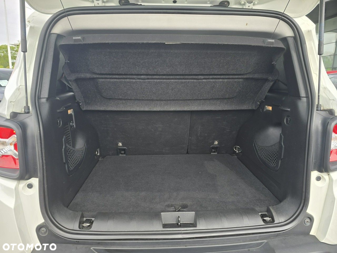 Jeep Renegade - 23