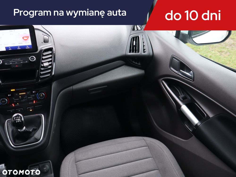 Ford Tourneo Connect - 10