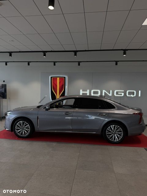 Hongqi H5 - 5