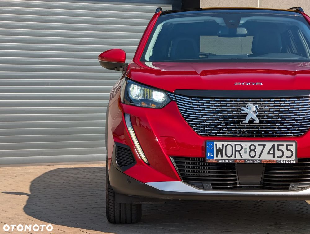 Peugeot 2008 1.2 Pure Tech Allure S&S - 4