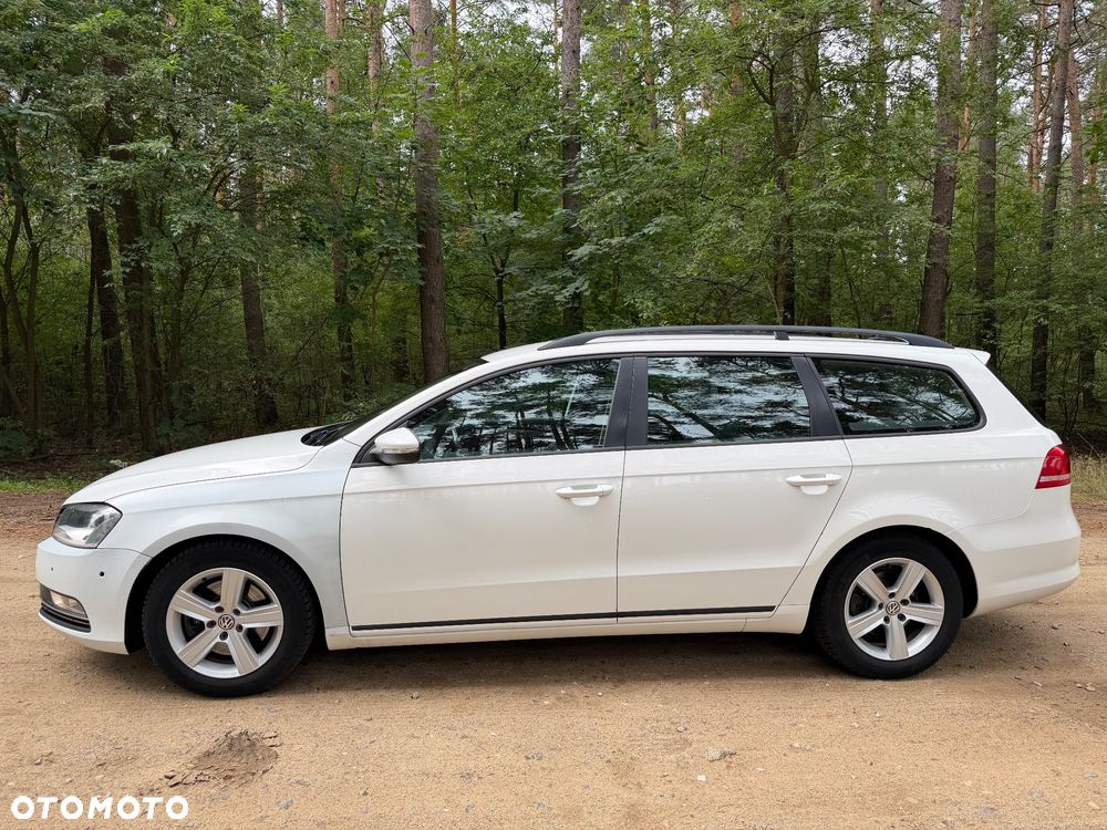 Volkswagen Passat 1.6 TDI Comfortline - 2