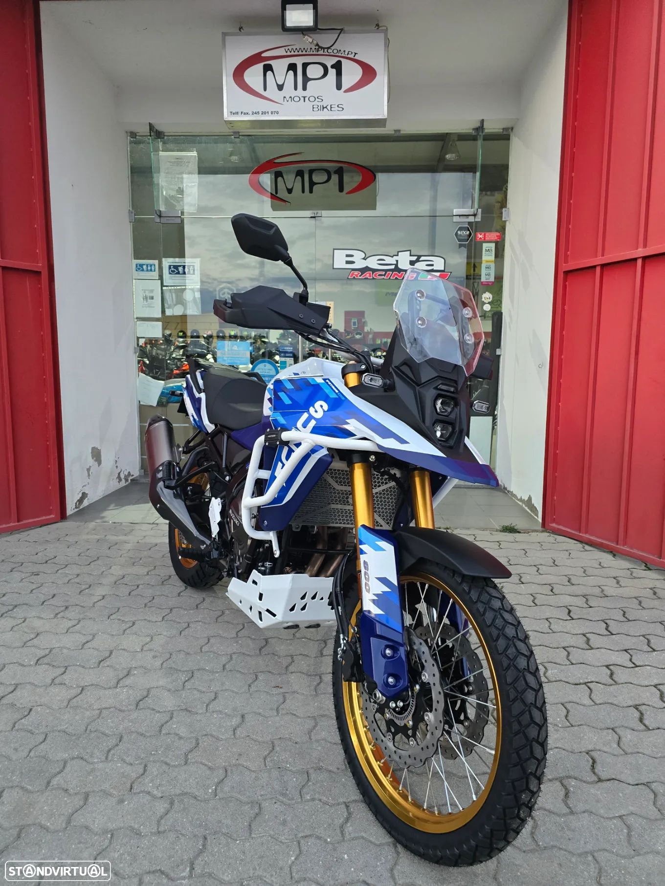 Suzuki DL DL 800 Heritage - 1