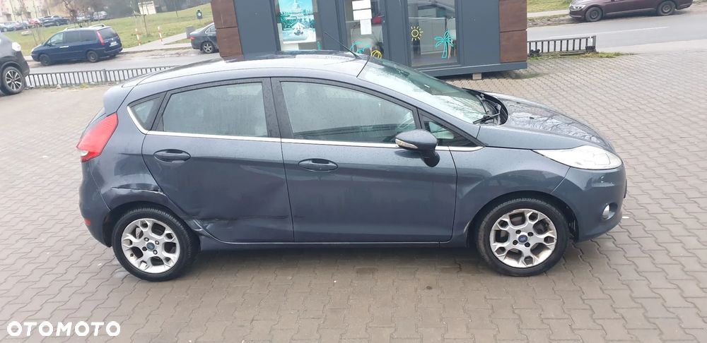 Ford Fiesta 1.4 TDCi Champions Edition - 4