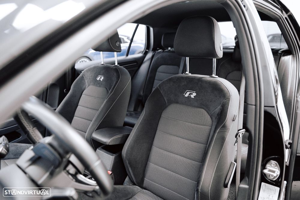 VW Golf R 4Motion (BlueMotion ) DSG - 14