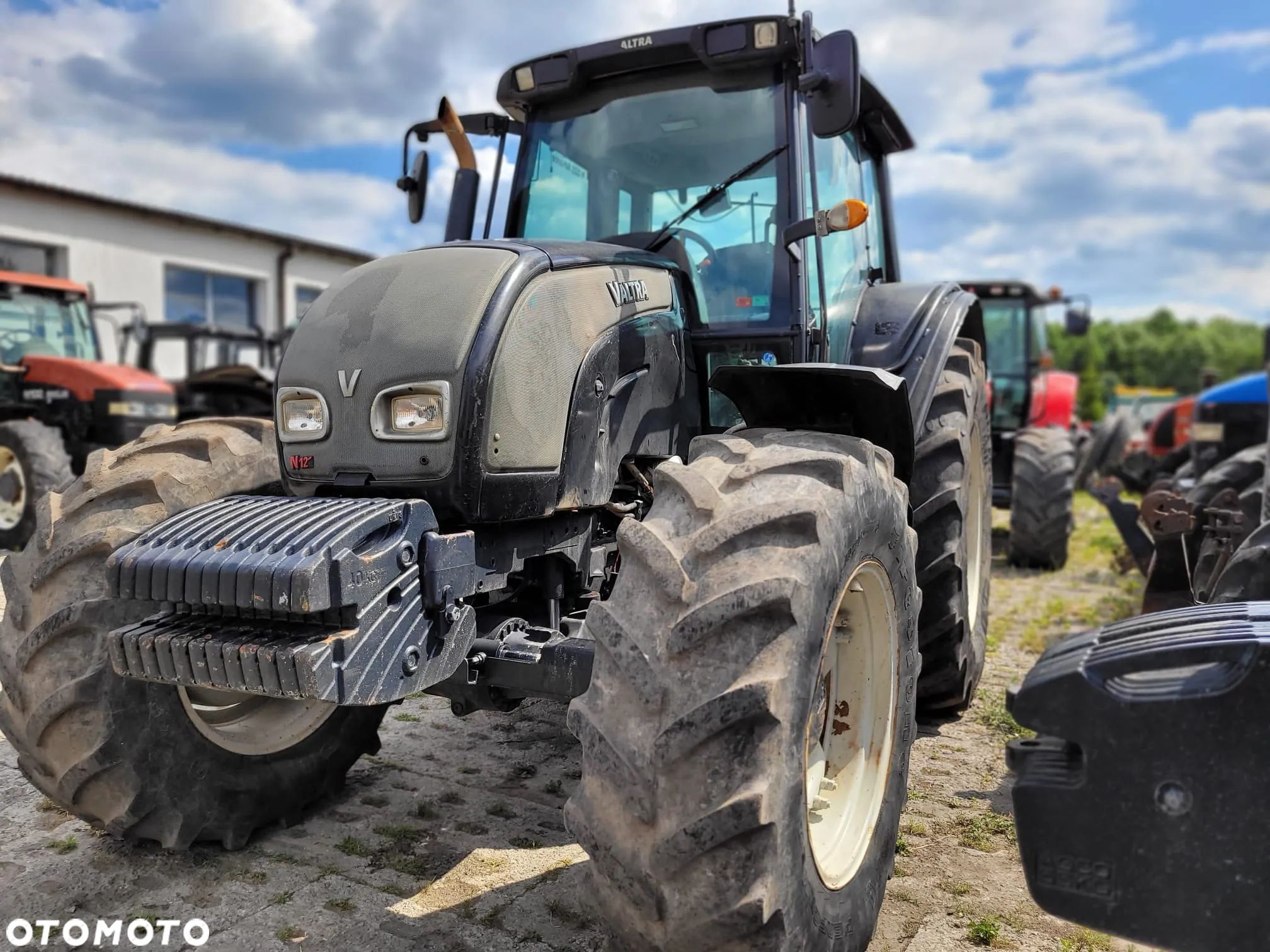 Valtra N121 - 1