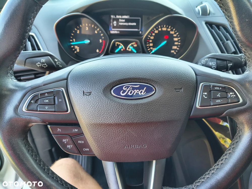 Ford Kuga - 22