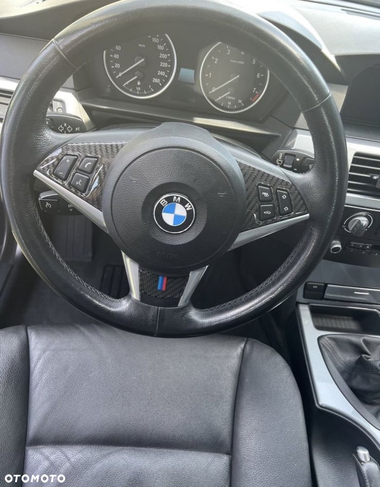 BMW Seria 5 520i - 18