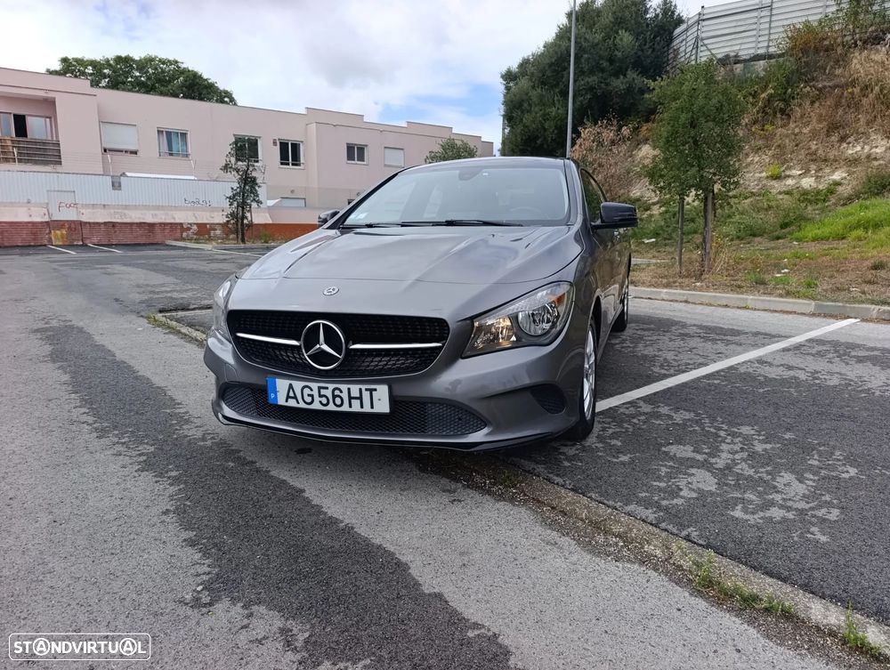 Mercedes-Benz CLA 180 d 7G-DCT Urban - 2