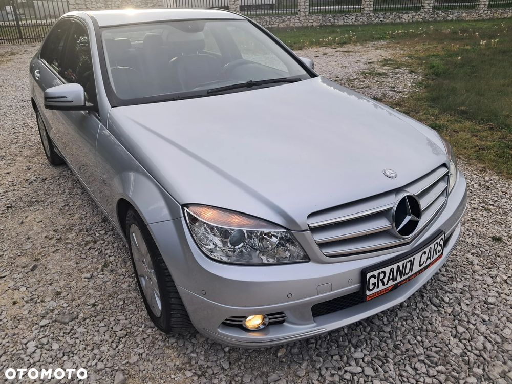 Mercedes-Benz Klasa C 200 CDI DPF Automatik BlueEFFICIENCY Avantgarde - 8