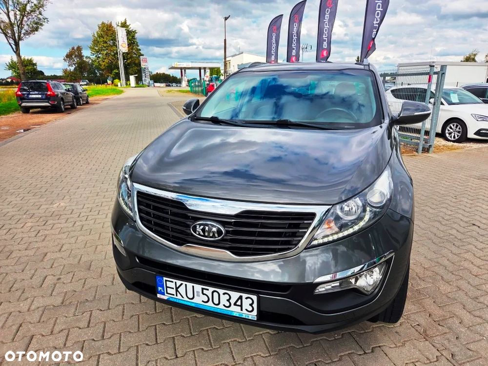 Kia Sportage 2.0 L 2WD - 23