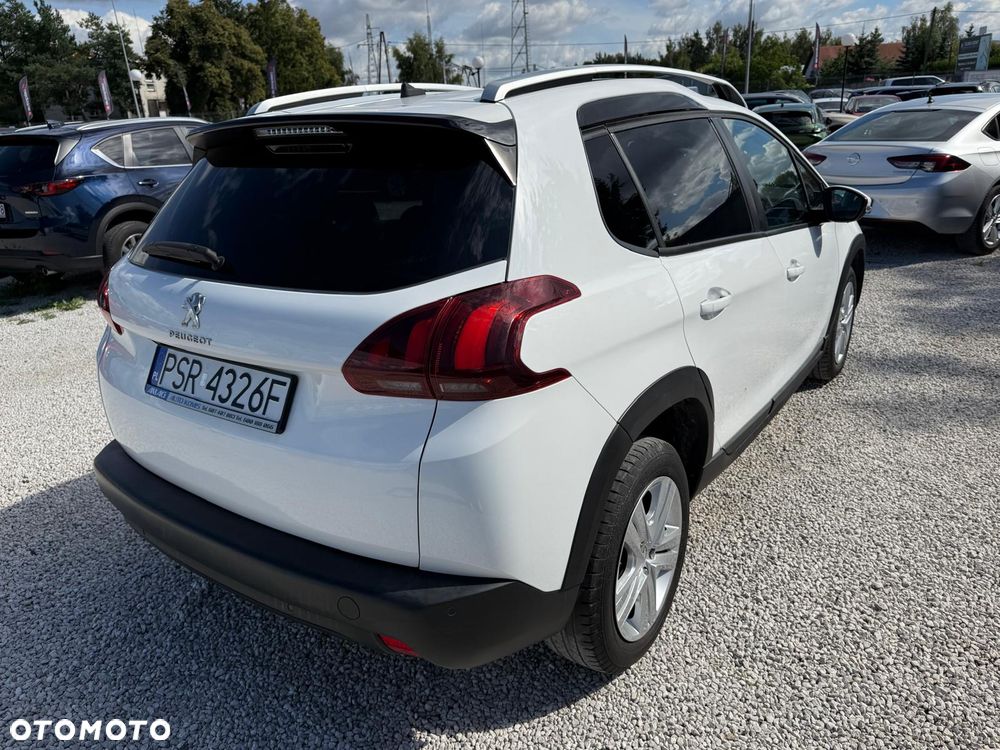 Peugeot 2008 1.2 Pure Tech Active S&S - 6