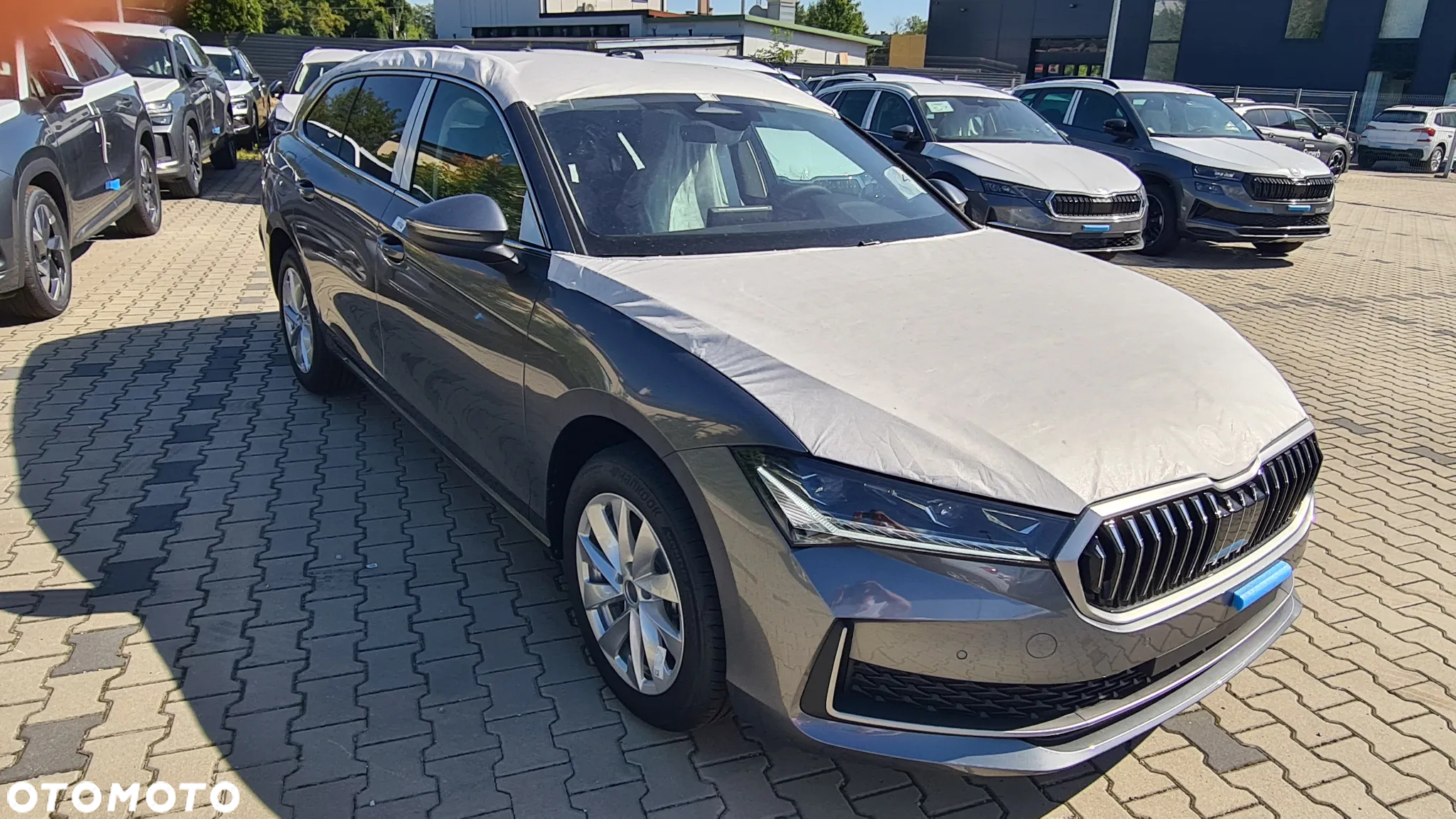 Skoda Superb 2.0 TDI SCR 4x4 Selection DSG - 3