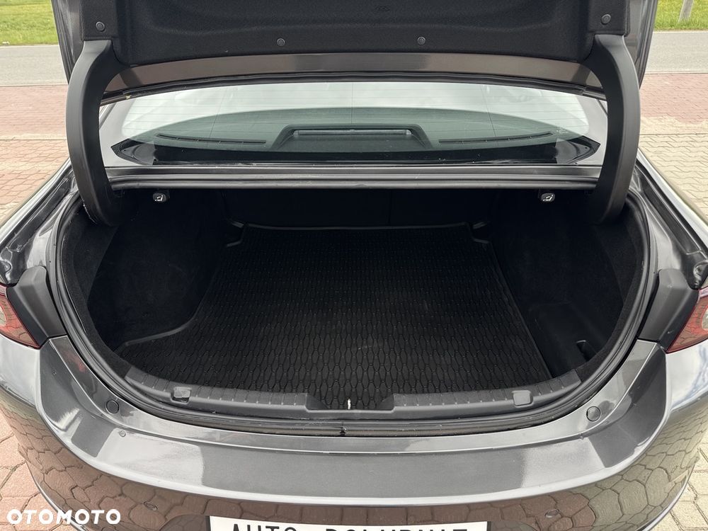 Mazda 3 - 12
