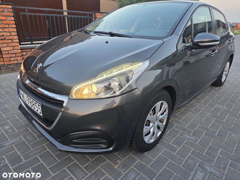 Peugeot 208 - 2