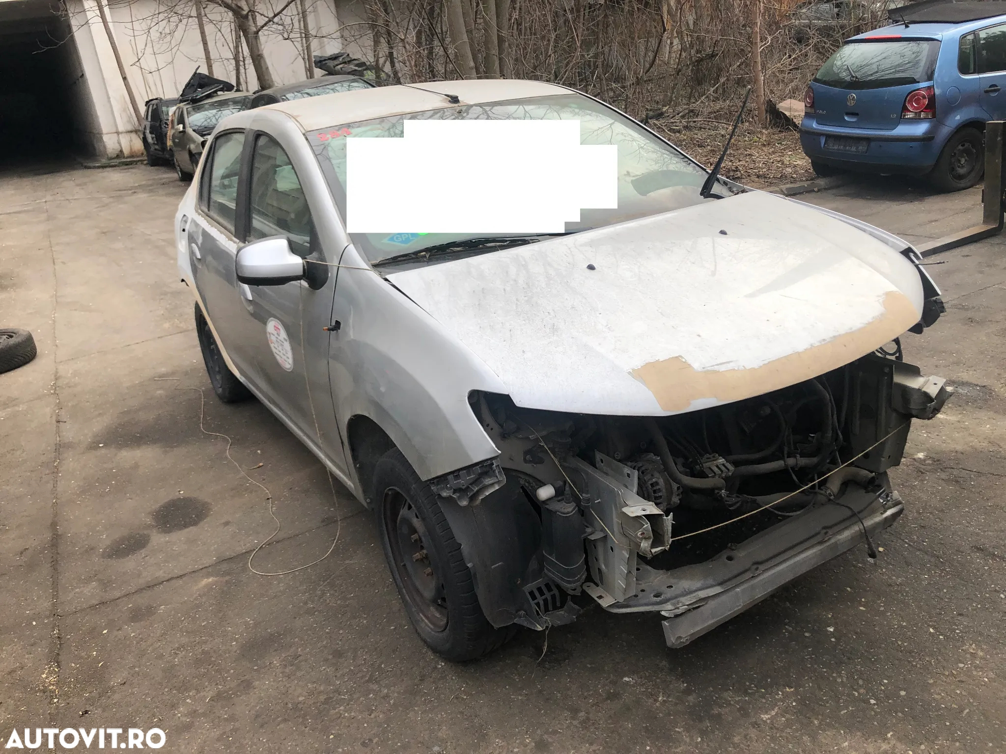 Dezmembrez Dacia Logan 2 1.2 benzina 2014 gri - 3