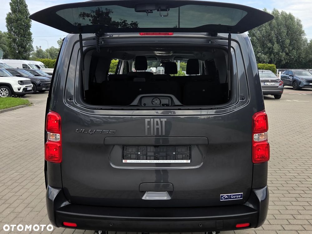 Fiat Ulysse 2.2 Business EAT8 - 8