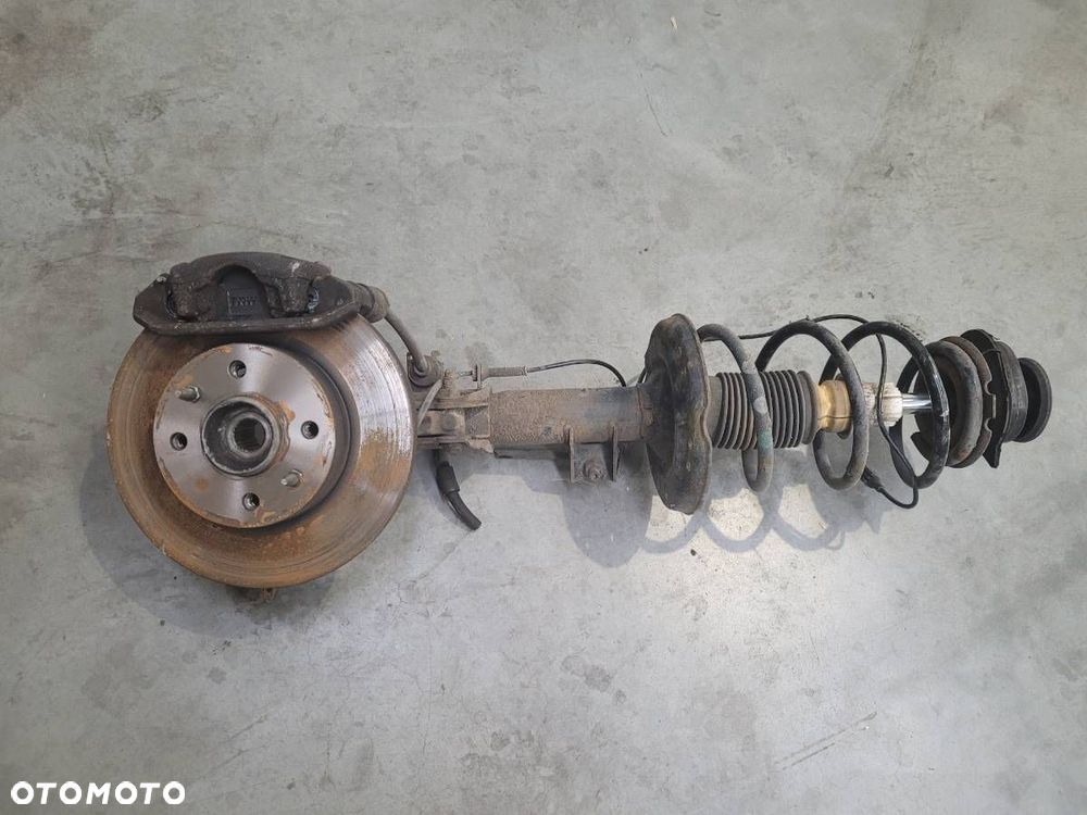 MCPHERSON ZWROTNICA AMORTYZATOR PRZÓD LEWY FIAT 500 312 1.2 BENZYNA - 1